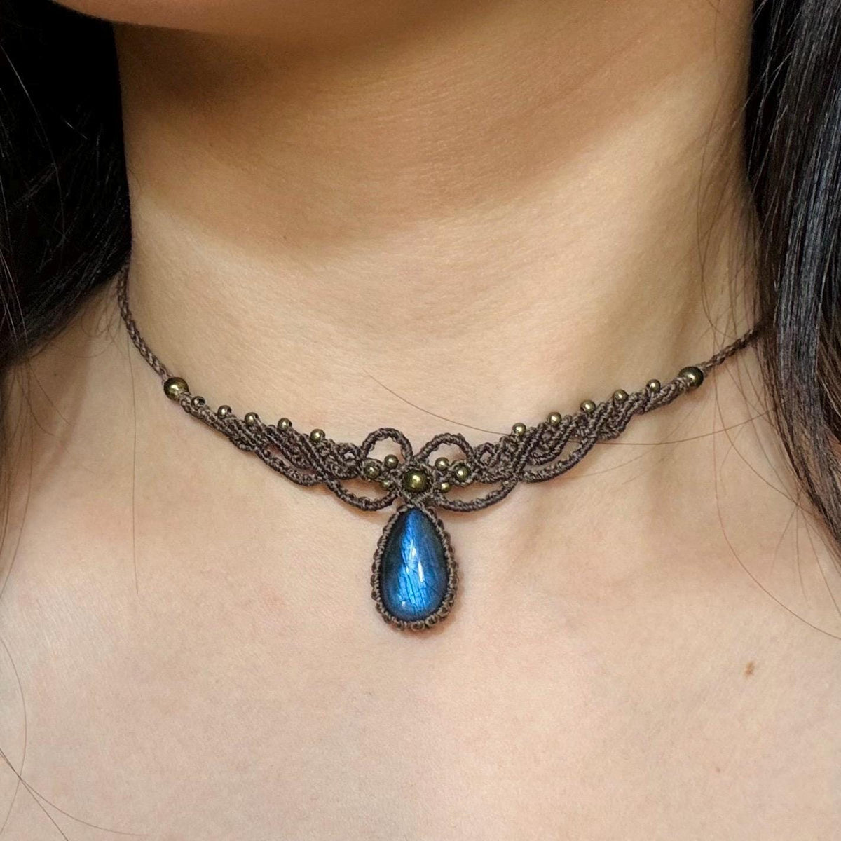 Handmade Labradorite Macrame Choker Necklace