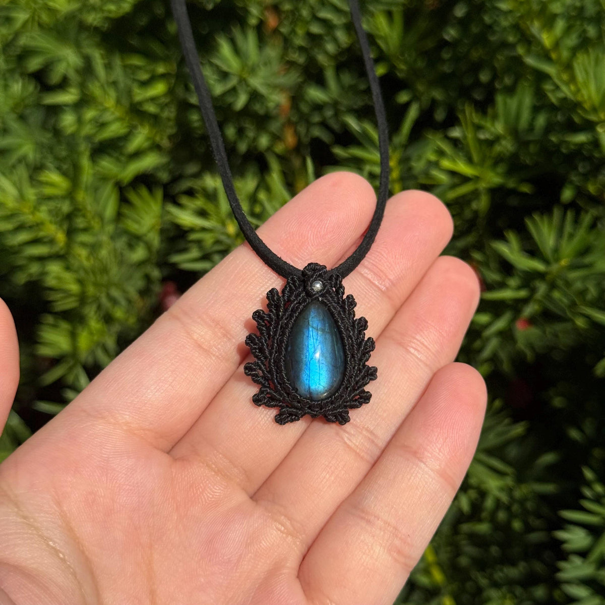 Macrame Labradorite Necklace