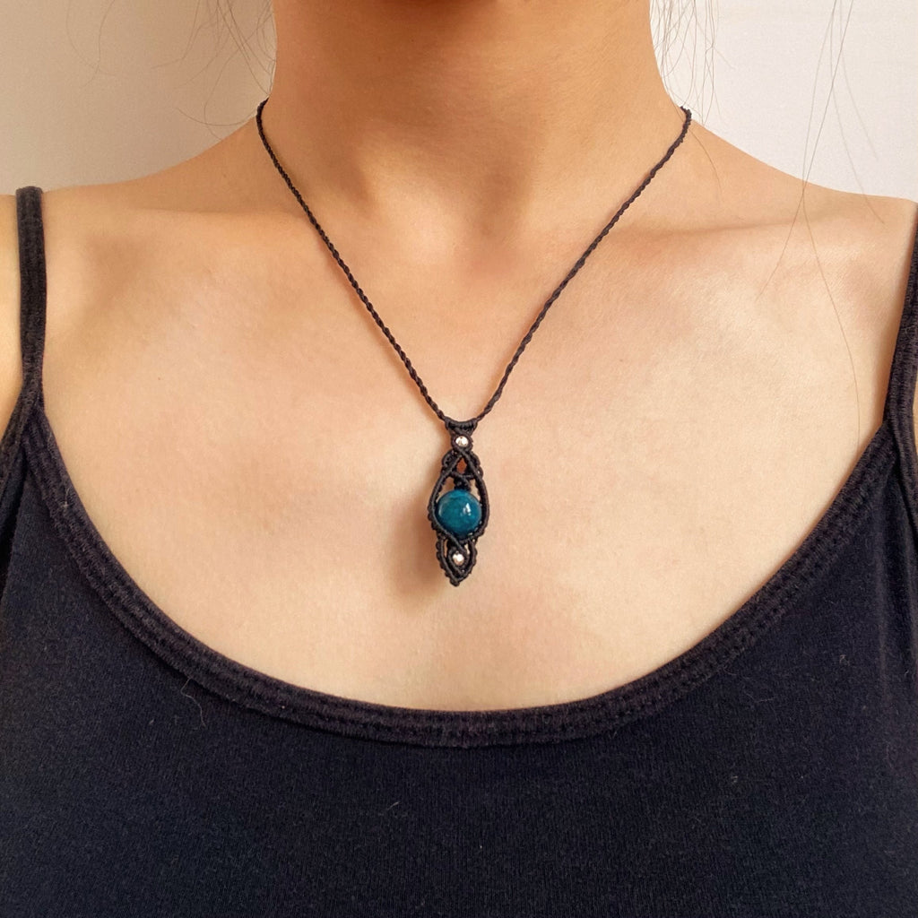 Apatite Macrame Necklace