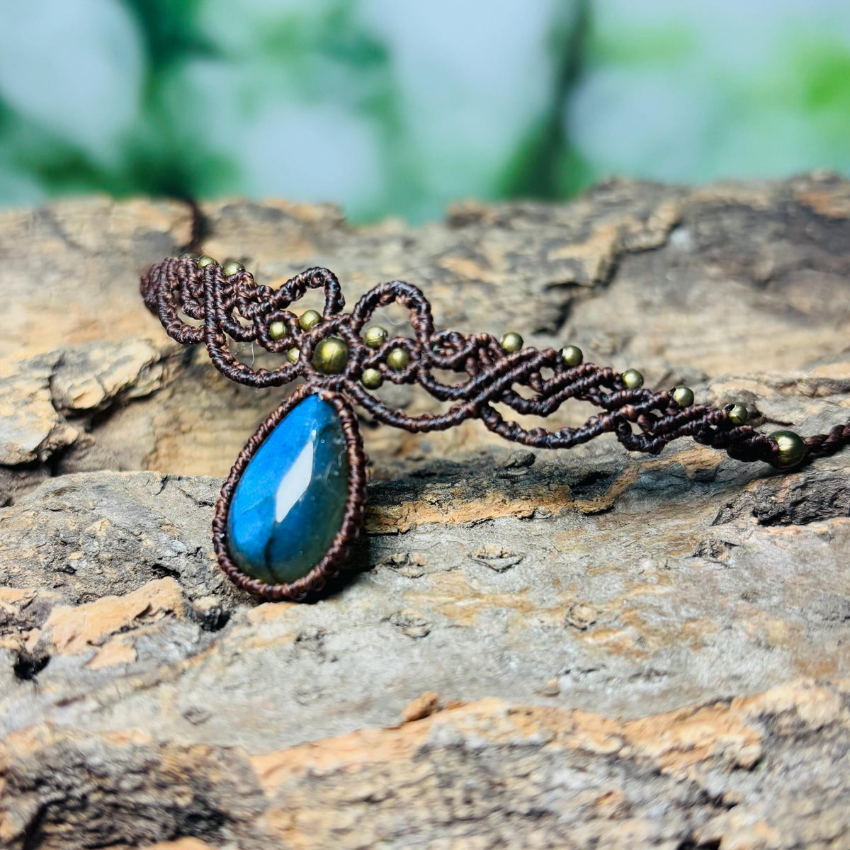 Earthy Labradorite Micro macrame Choker