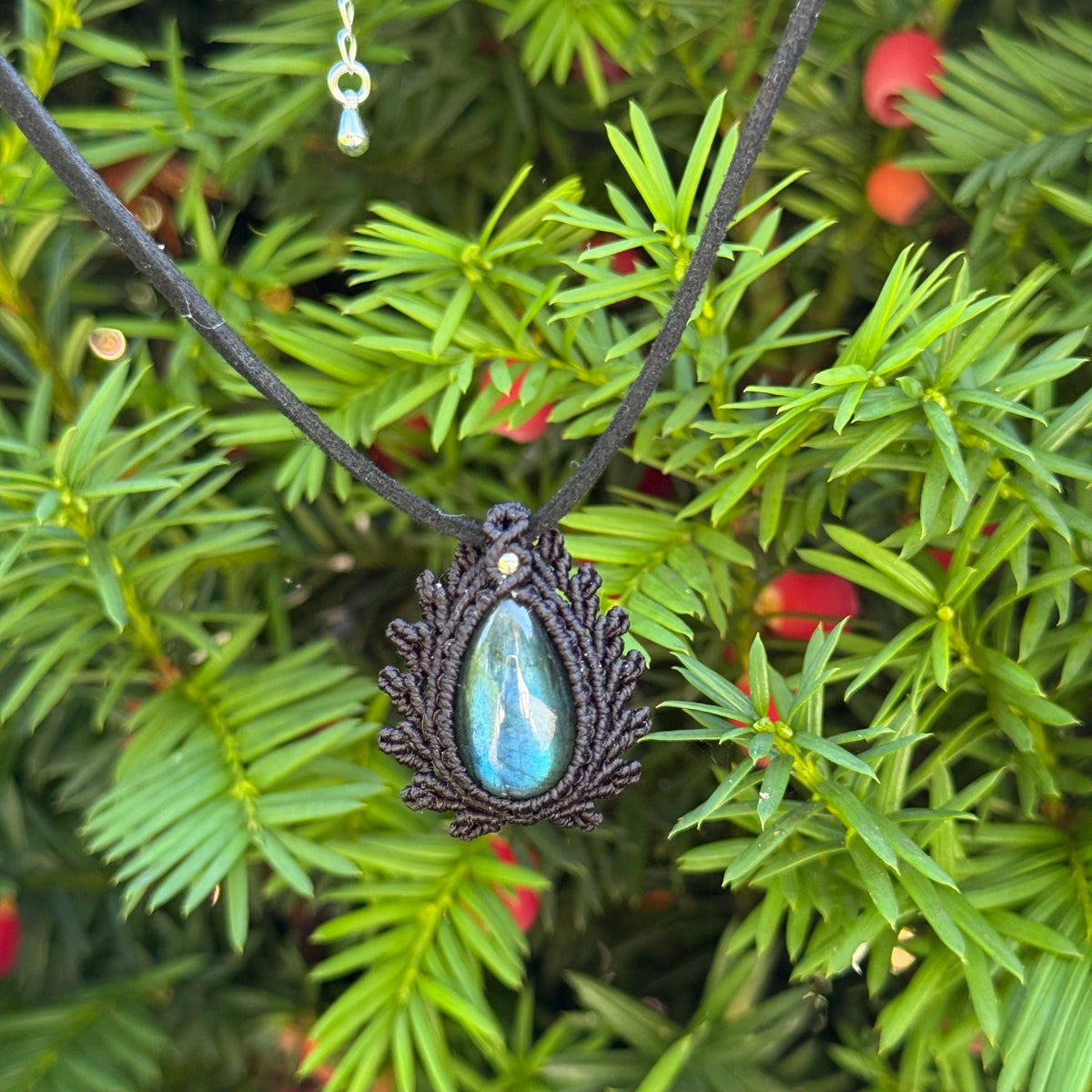 Macrame Labradorite Necklace