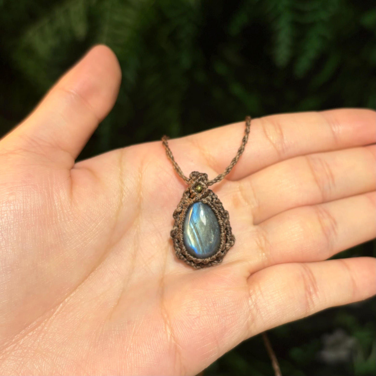 Labradorite Pendant Choker