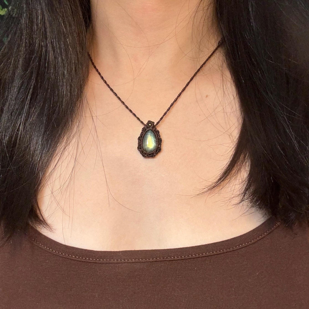 Labradorite Pendant Choker